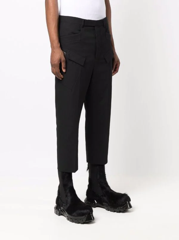 ( Nouvelle Collection ) Rick Owens Pantalon Court à Poches Multiples 09 BLACK 5 ( Nouvelle Collection ) Rick Owens Pantalon Court à Poches Multiples 09 BLACK – Image 3