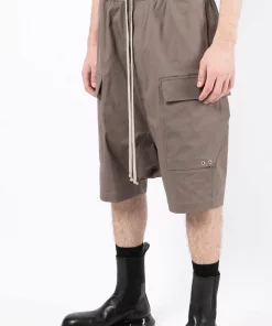 ( Nouvelle Collection ) Rick Owens Short à Poches Cargo 34 DUST 13 ( Nouvelle Collection ) Rick Owens Short à Poches Cargo 34 DUST -Rick Owens Soldes 17841000 37569242 600