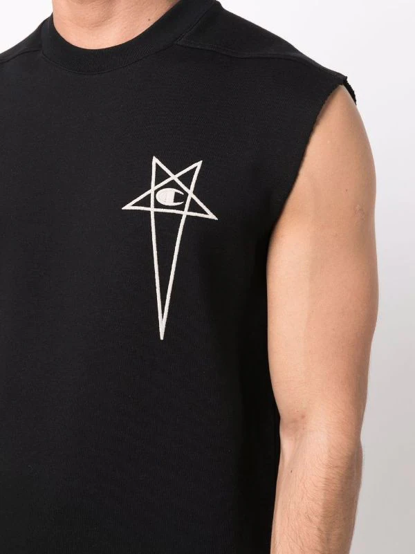 ( Nouvelle Collection ) Rick Owens X Champion Débardeur à Broderies 09 BLACK 7 ( Nouvelle Collection ) Rick Owens X Champion Débardeur à Broderies 09 BLACK – Image 5