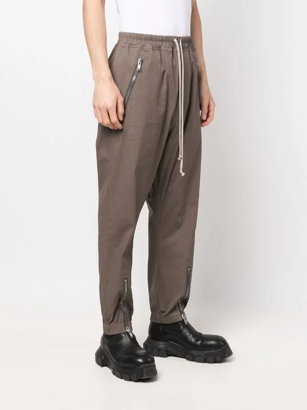 ( Nouvelle Collection ) Rick Owens Pantalon Tecuatl à Coupe Sarouel 34 DUST 5 ( Nouvelle Collection ) Rick Owens Pantalon Tecuatl à Coupe Sarouel 34 DUST – Image 3
