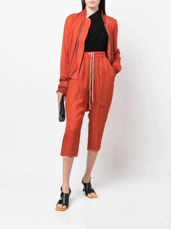 ( Nouvelle Collection ) Rick Owens Pantalon Court à Coupe Sarouel Femme 4 ( Nouvelle Collection ) Rick Owens Pantalon Court à Coupe Sarouel Femme – Image 2